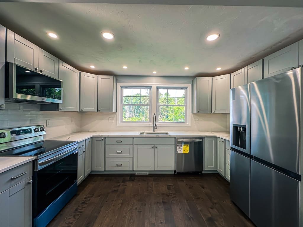 Single Family Residence at 14 Hillside Rd, Northborough MA 01532, Northborough, photo 9 of 13