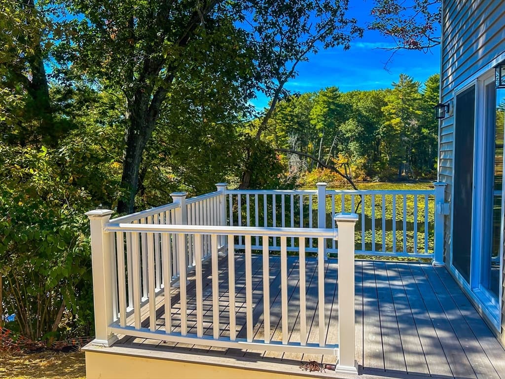 Single Family Residence at 14 Hillside Rd, Northborough MA 01532, Northborough, photo 4 of 13