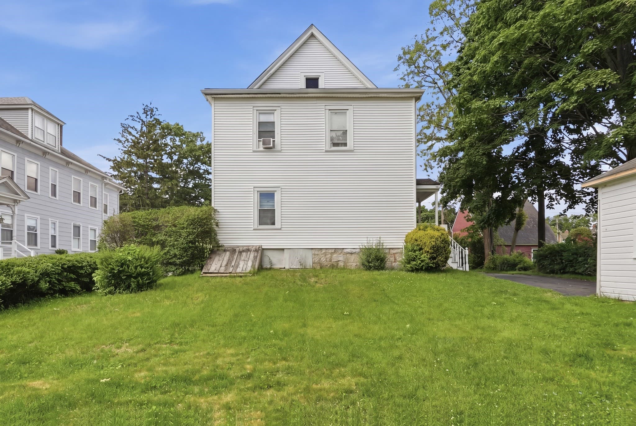 2 Family - 2 Units Up/Down at 4 West Pine Street, Milford MA 01757, Milford, photo 2 of 29