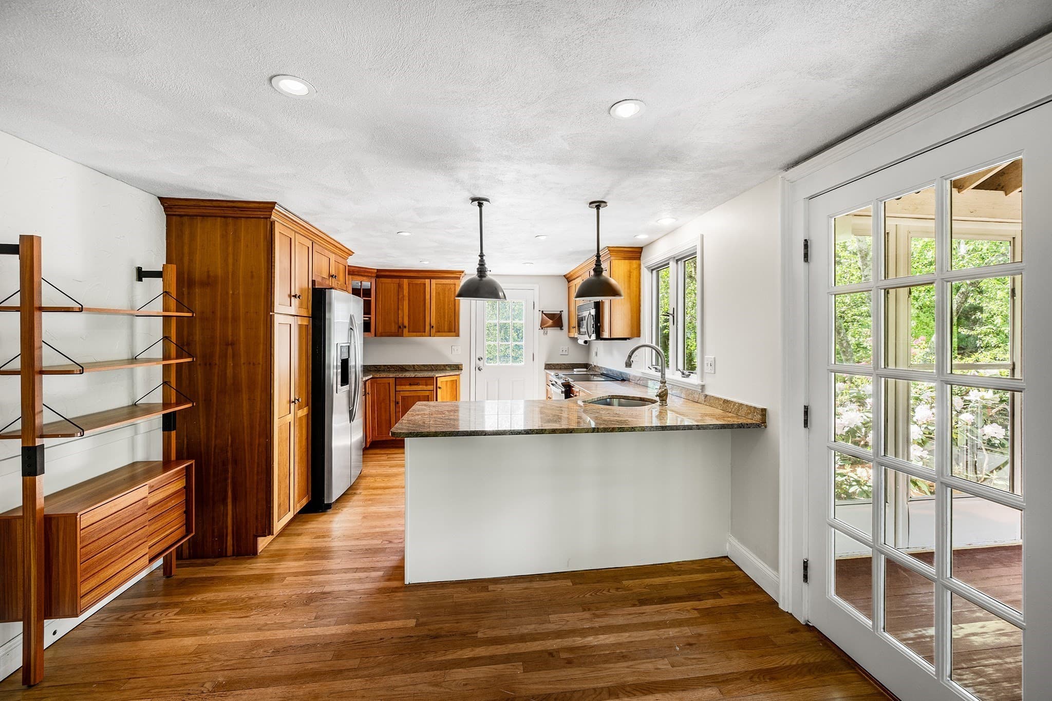Single Family Residence at 153 High St, Topsfield MA 01983, Topsfield, photo 3 of 36