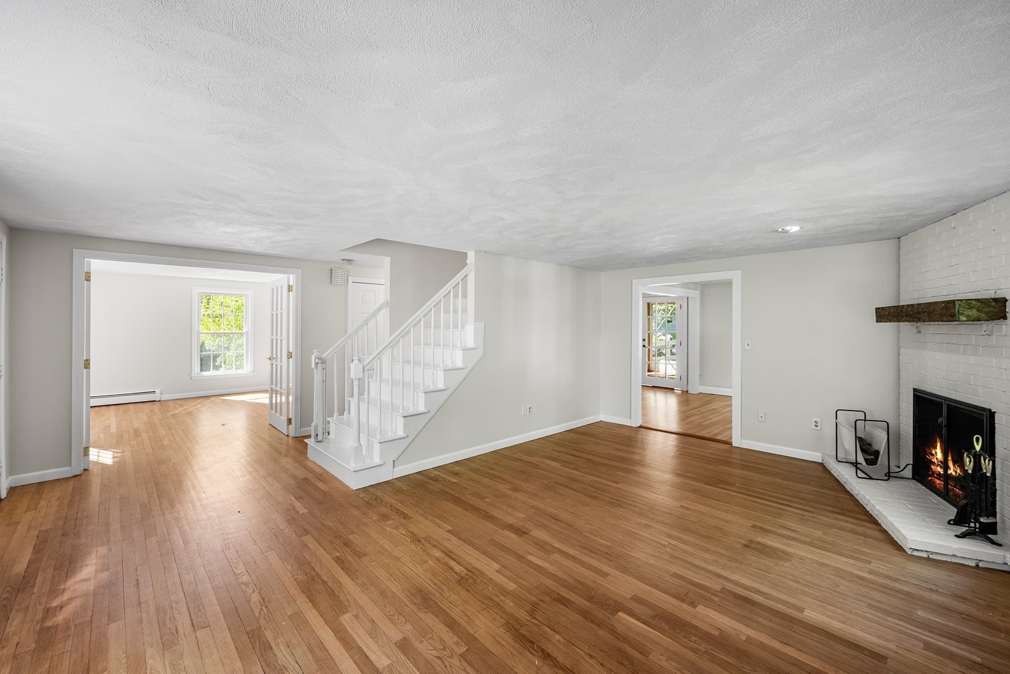Single Family Residence at 153 High St, Topsfield MA 01983, Topsfield, photo 10 of 36