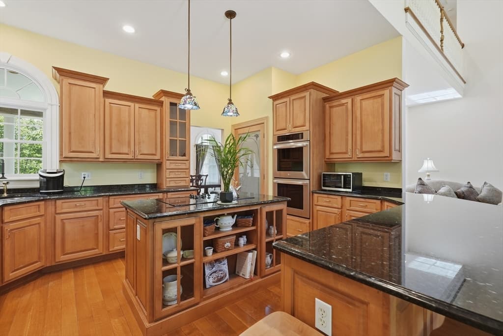 332 Division Road, Dartmouth MA 02748 photo 7