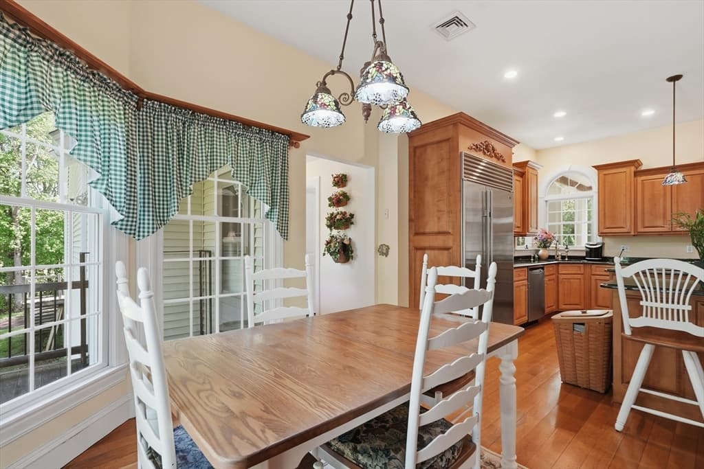 332 Division Road, Dartmouth MA 02748 photo 10