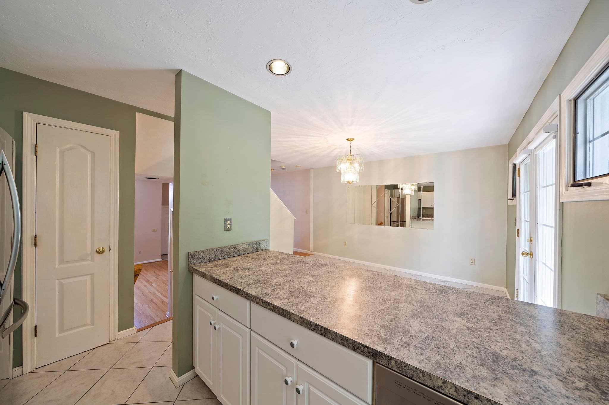 Condominium at 501 Auburn St # 402, Whitman MA 02382, Whitman, photo 5 of 41