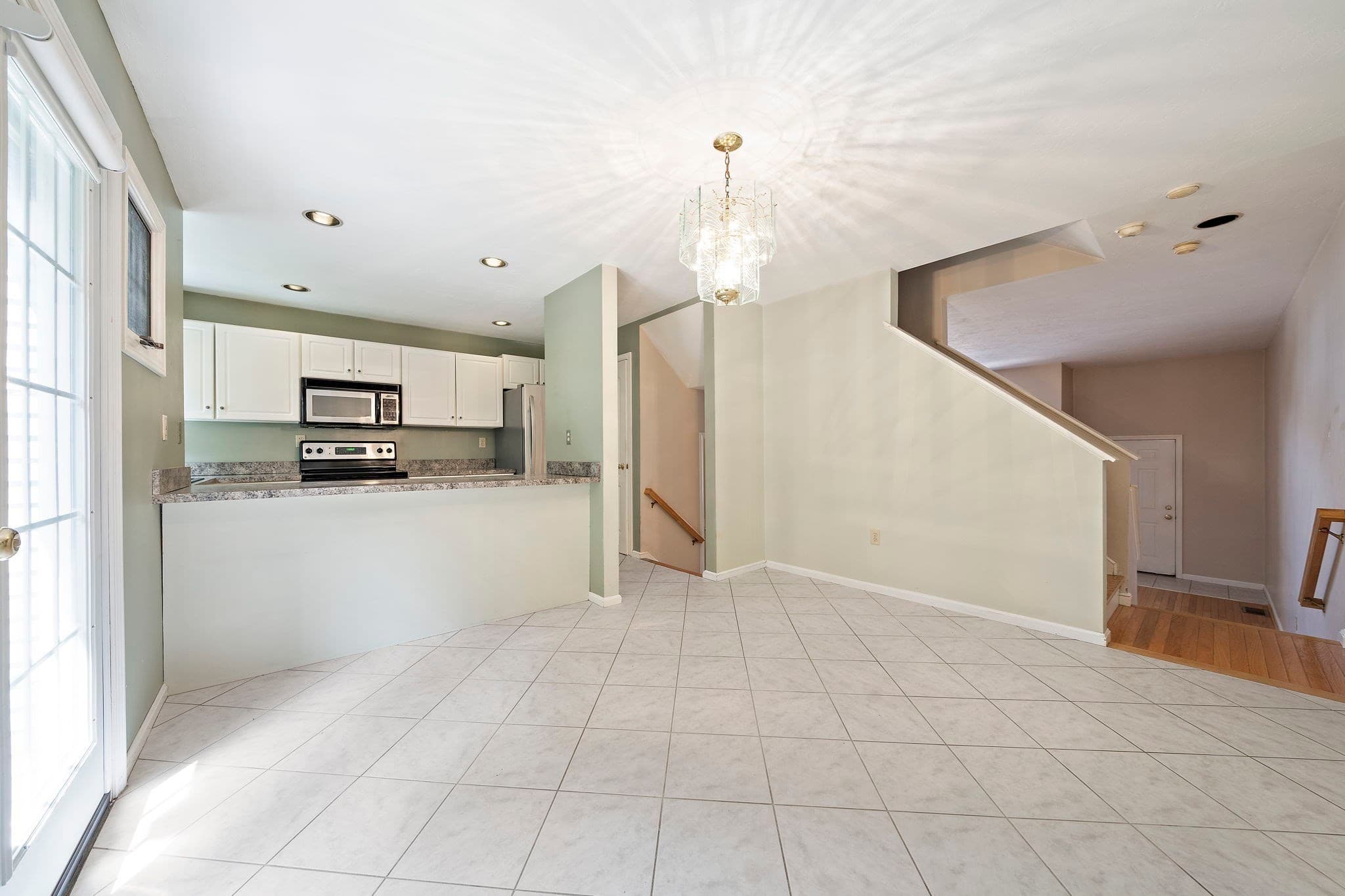 Condominium at 501 Auburn St # 402, Whitman MA 02382, Whitman, photo 9 of 41