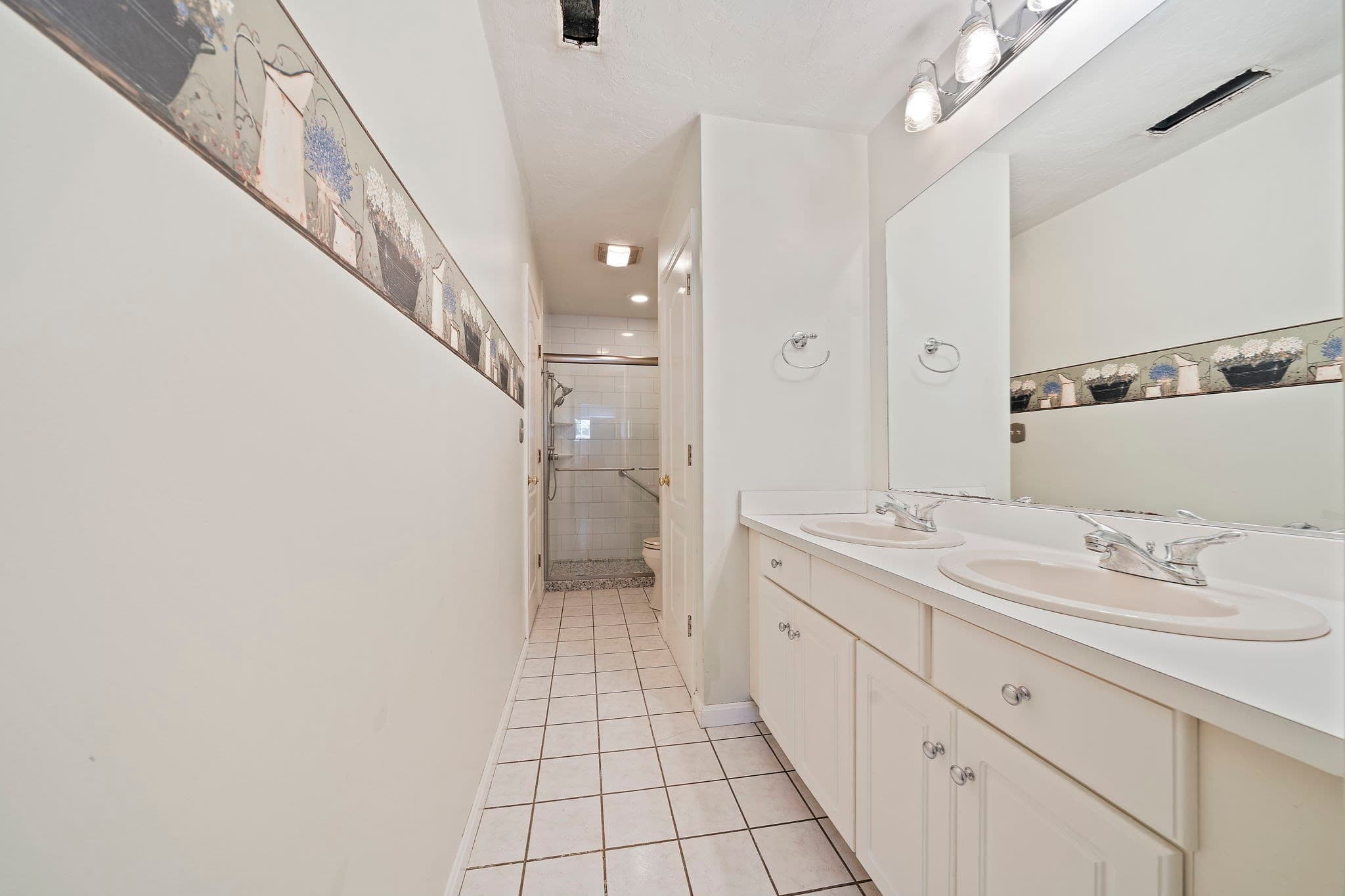 Condominium at 501 Auburn St # 402, Whitman MA 02382, Whitman, photo 25 of 41