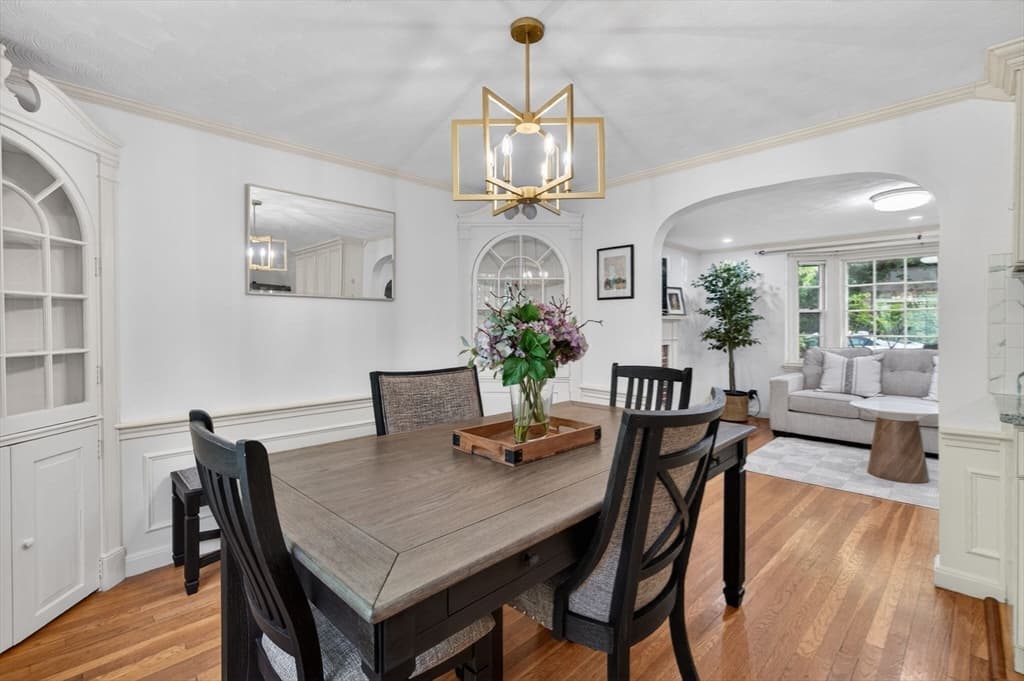 Single Family Residence at 64 Redlands Rd, Boston MA 02132, Boston, photo 7 of 34