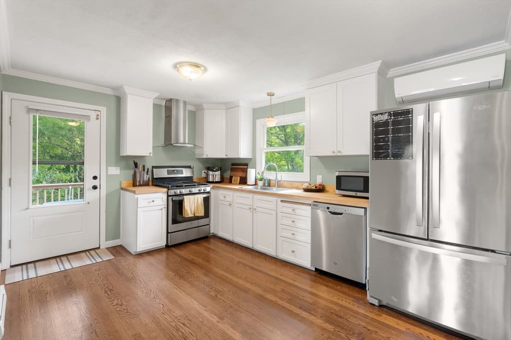 9 Debbies Ln, Barnstable MA 02648 photo 6