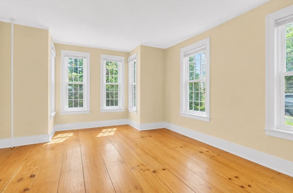 23 Oakes Ave, Southbridge MA 01550 photo 5