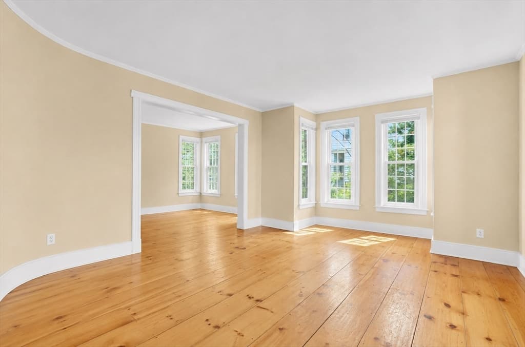 23 Oakes Ave, Southbridge MA 01550 photo 4