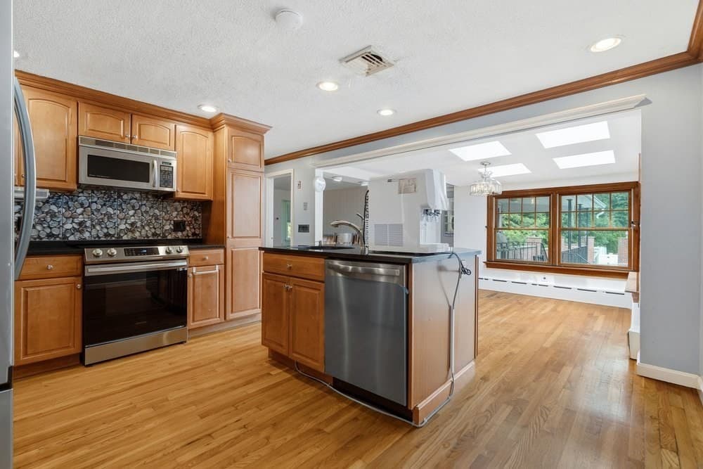 179 Woburn St, Medford MA 02155 photo 7