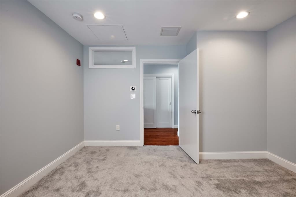 Condominium at 234 Causeway St # U819, Boston MA 02114, Boston, photo 9 of 16