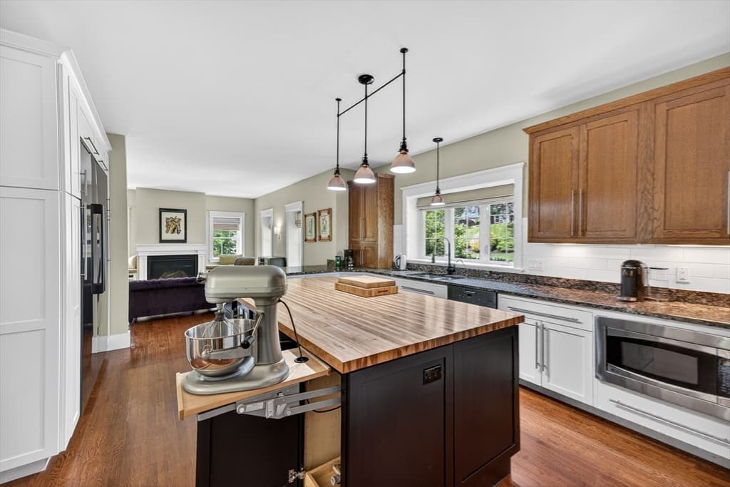 Single Family Residence at 3 Archelaus Hill Rd, West Newbury MA 01985, West Newbury, photo 13 of 40