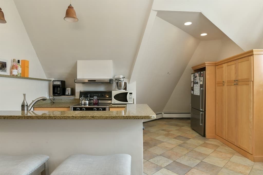 1774 Beacon Street # 6, Brookline MA 02445 photo 7