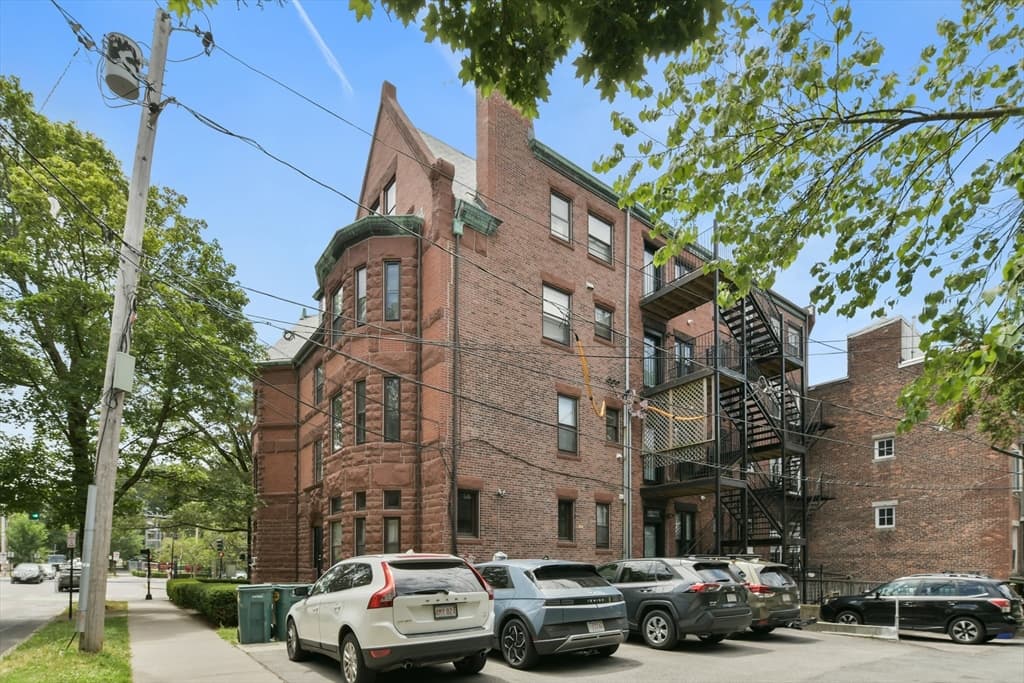 1774 Beacon Street # 6, Brookline MA 02445 photo 20