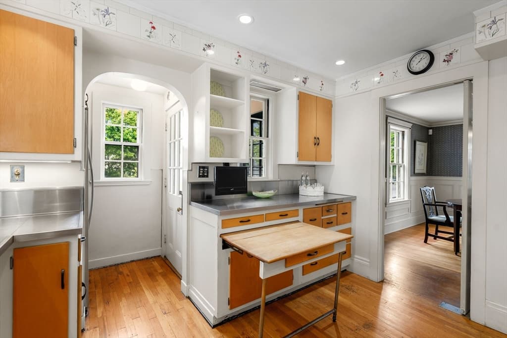 Single Family Residence at 70 Kensington Park, Arlington MA 02476, Arlington, photo 11 of 42