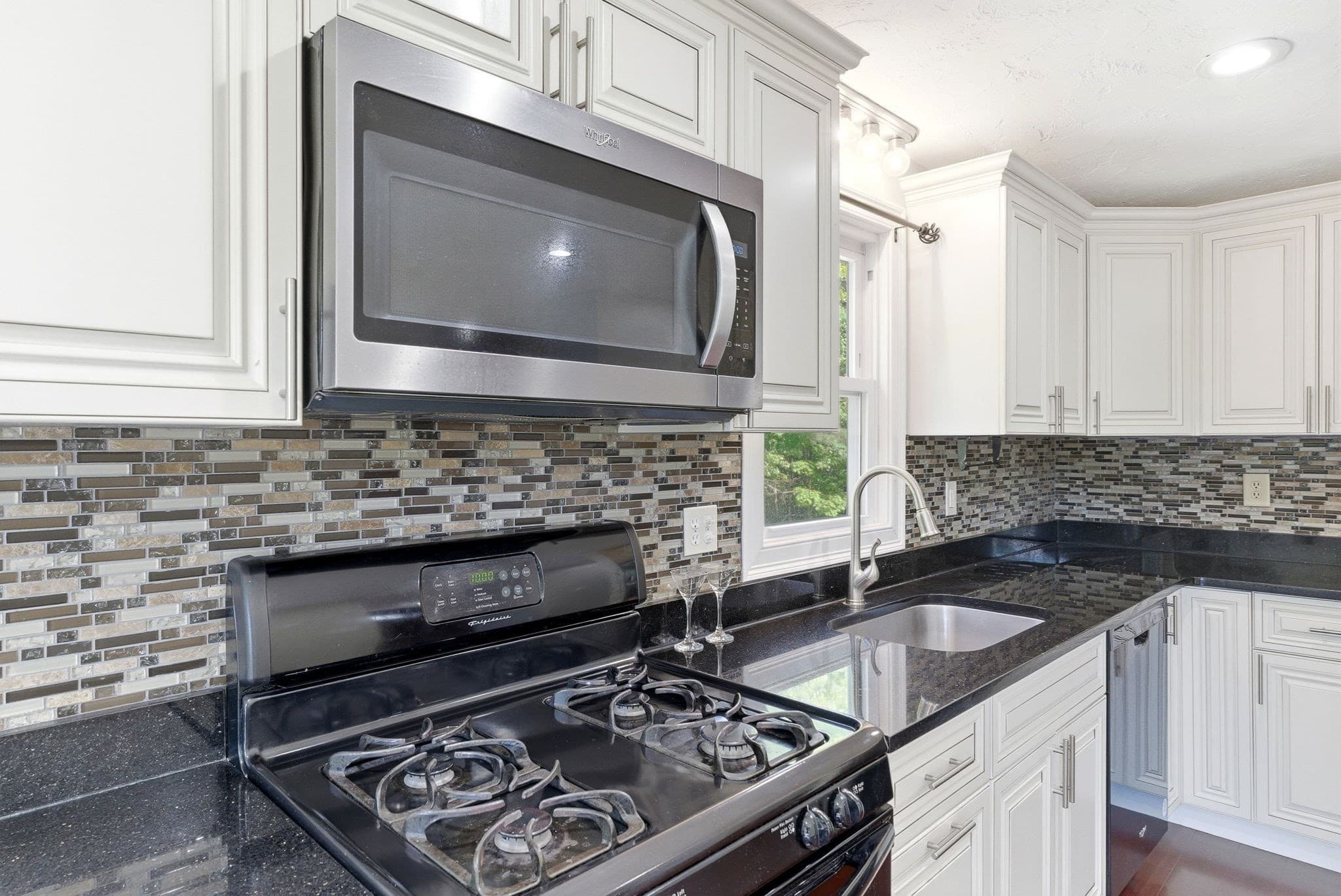 Condominium at 506 Cardinal Ln # 506, Tyngsborough MA 01879, Tyngsborough, photo 7 of 27