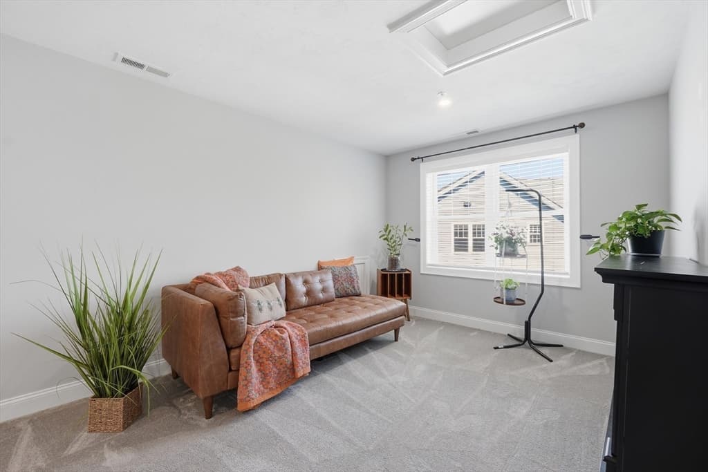 Condominium at 705 Southwood Lane # 705, Clinton MA 01510, photo 27 of 34