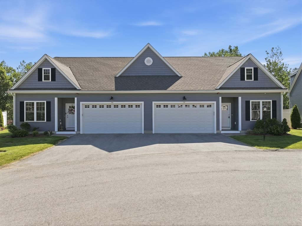 Condominium at 705 Southwood Lane # 705, Clinton MA 01510, photo 5 of 34