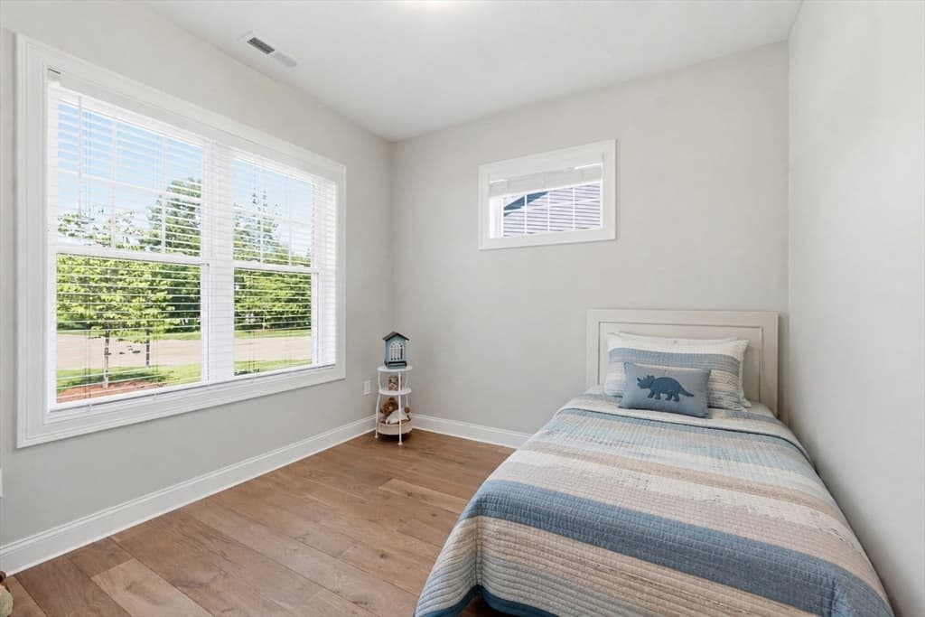 Condominium at 705 Southwood Lane # 705, Clinton MA 01510, photo 18 of 34