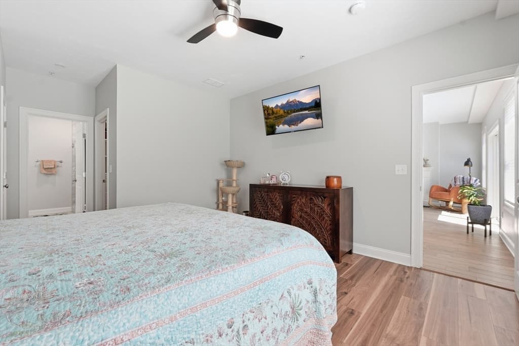 Condominium at 705 Southwood Lane # 705, Clinton MA 01510, photo 21 of 34