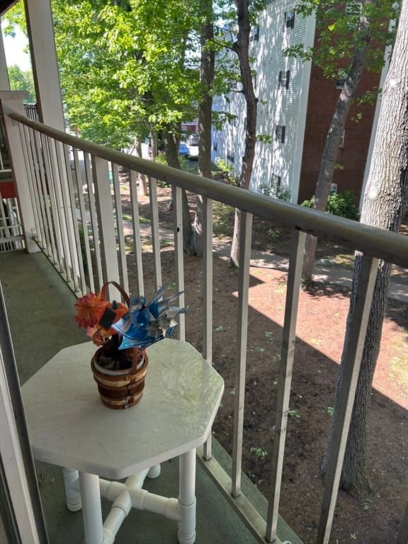 Condominium at 65 Greentree Ln # 35, Weymouth MA 02190, Weymouth, photo 8 of 16