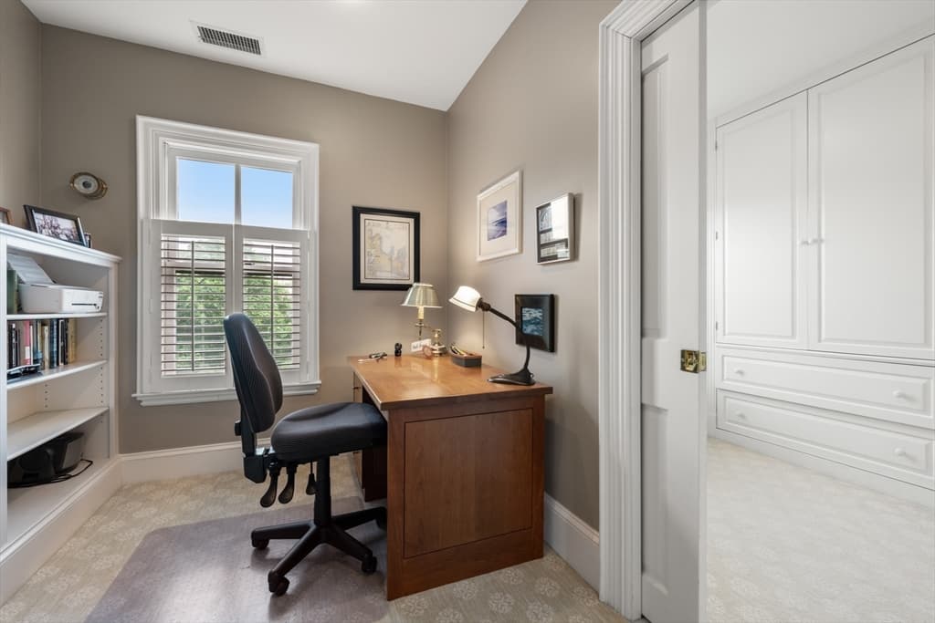 Single Family Residence at 112 Appleton St, Boston MA 02116, photo 24 of 39