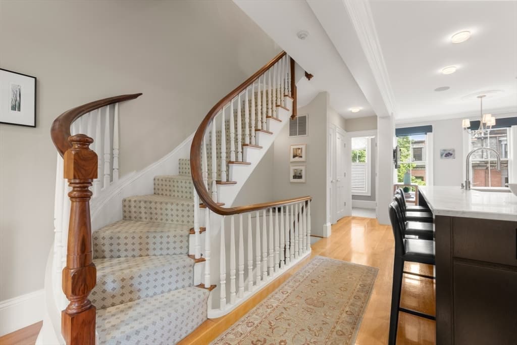 Single Family Residence at 112 Appleton St, Boston MA 02116, photo 18 of 39