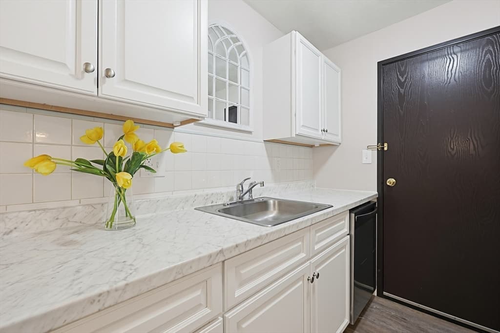 50 Juniper Rd # C1, North Attleboro MA 02760 photo 6