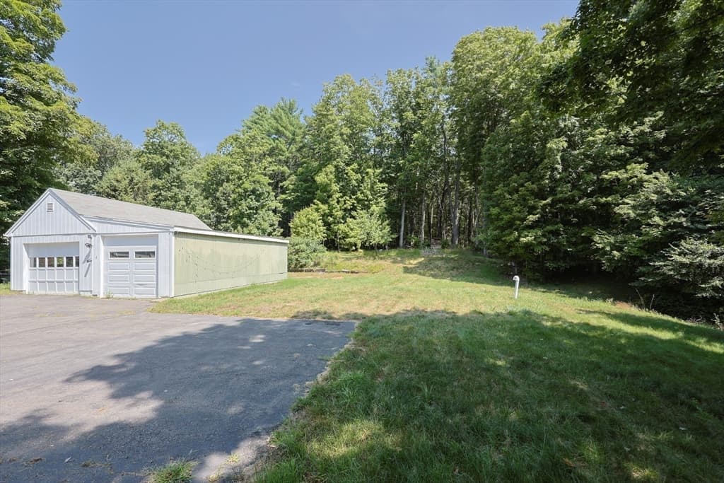 85 West Main Street, Groton MA 01450 photo 4