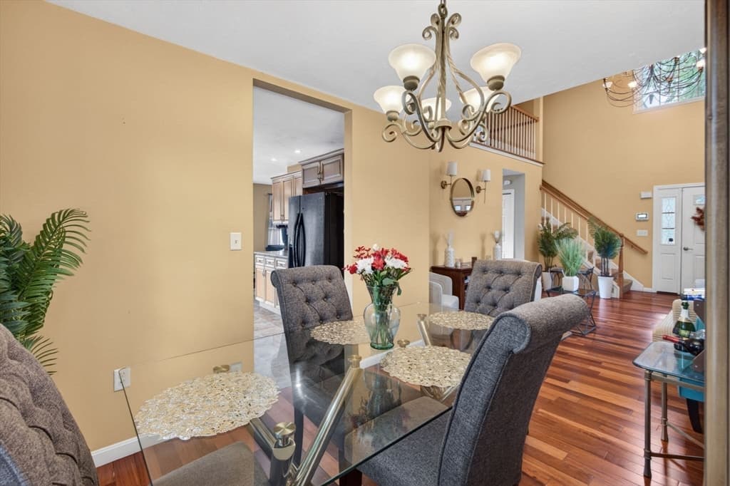 16A Burghardt St, Worcester MA 01604 photo 5