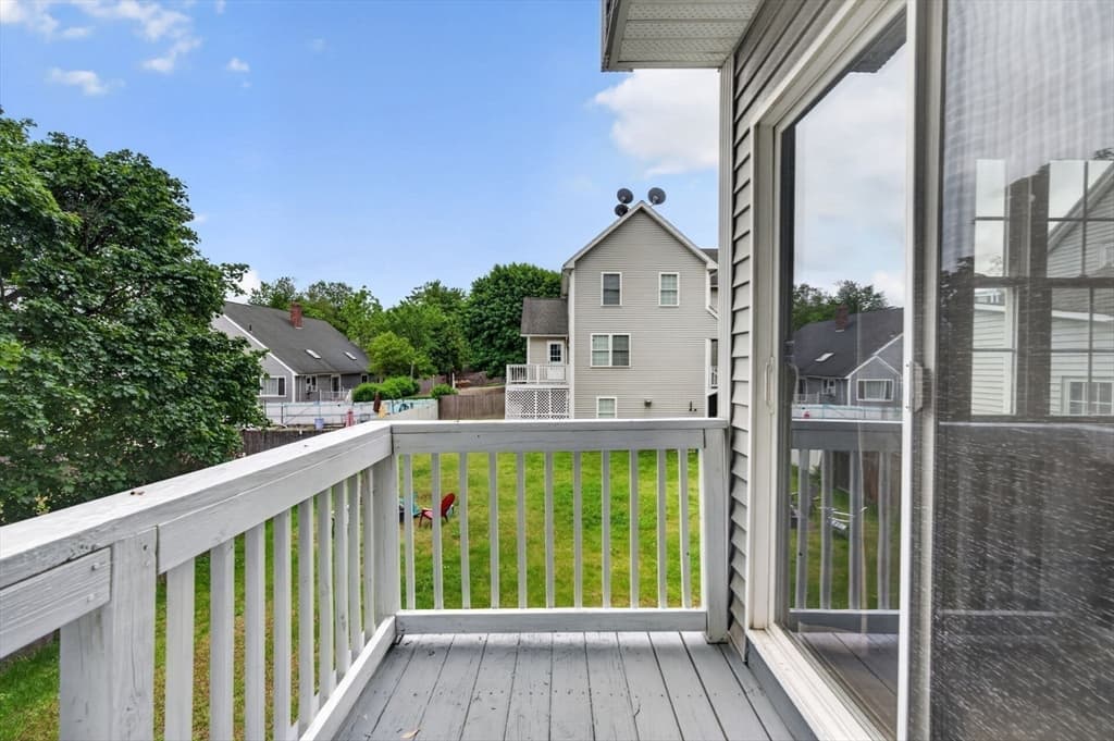 16A Burghardt St, Worcester MA 01604 photo 30