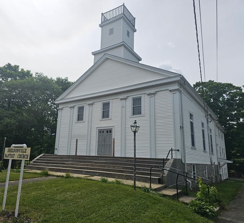 1044/1053 West Street, Wrentham MA 02093