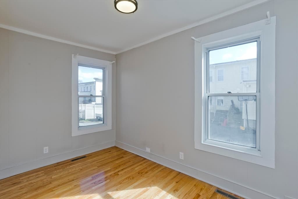 13 Hampden St, Westfield MA 01085 photo 27