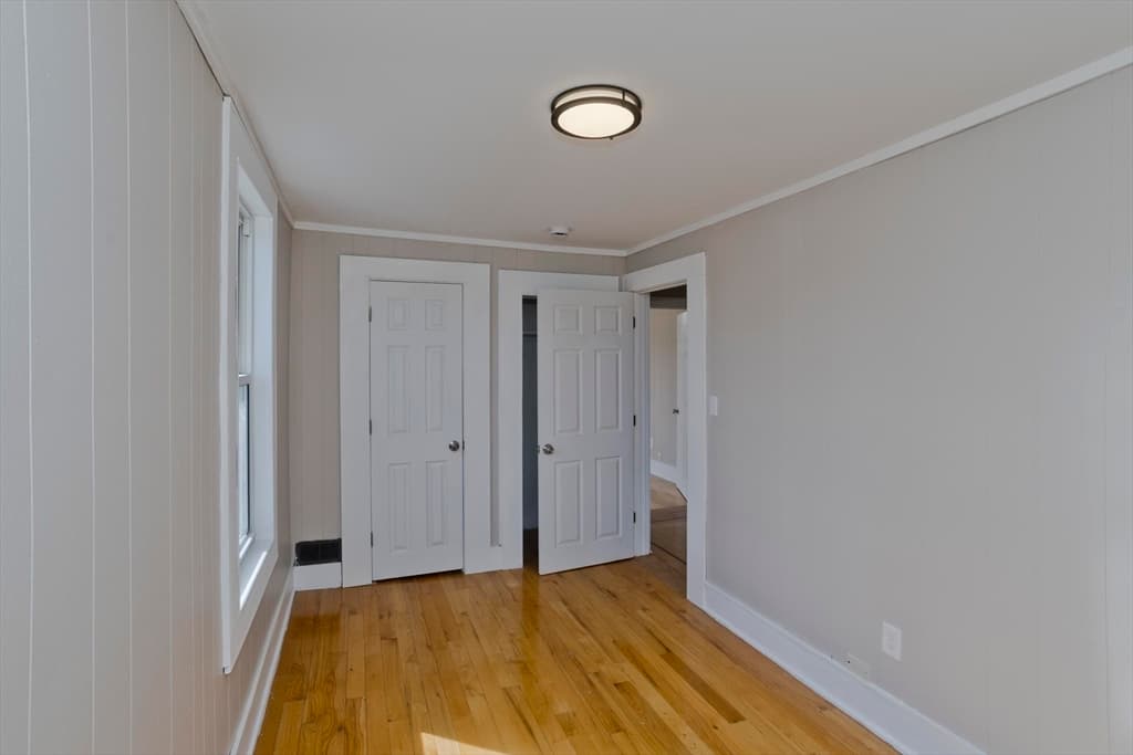 13 Hampden St, Westfield MA 01085 photo 12