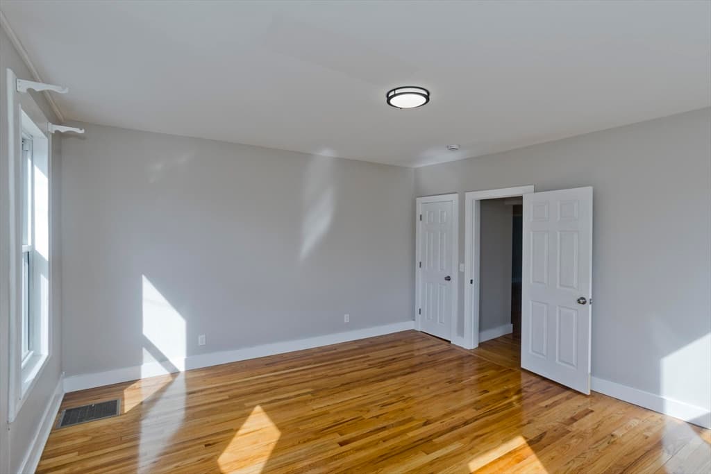 13 Hampden St, Westfield MA 01085 photo 33
