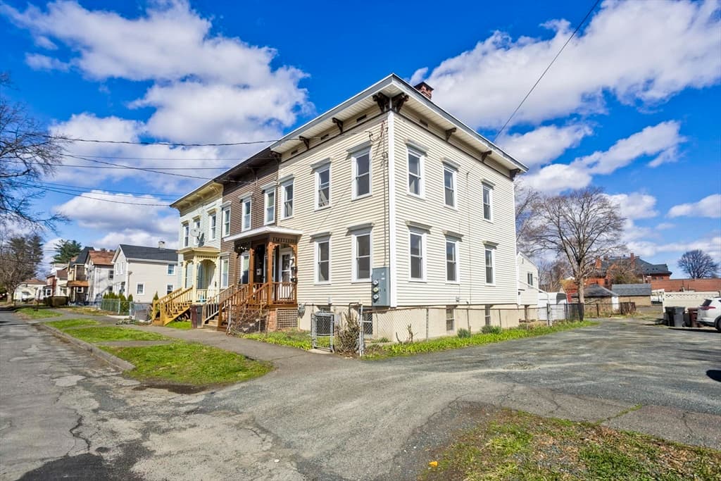 13 Hampden St, Westfield MA 01085 photo 40