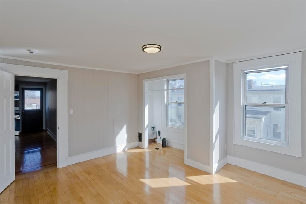 13 Hampden St, Westfield MA 01085 photo 8