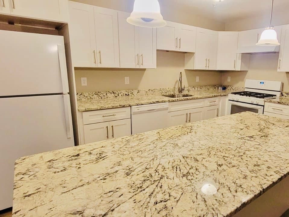 5-9 Family at 18-22 Burgess St, Lowell MA 01851, Lowell, photo 13 of 16