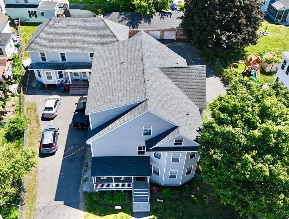 18-22 Burgess St, Lowell MA 01851