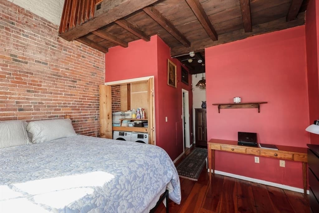 Condominium at 2 Elbow Ln # A, Newburyport MA 01950, Newburyport, photo 12 of 32