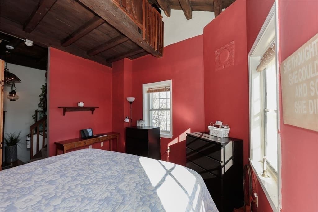 Condominium at 2 Elbow Ln # A, Newburyport MA 01950, Newburyport, photo 14 of 32