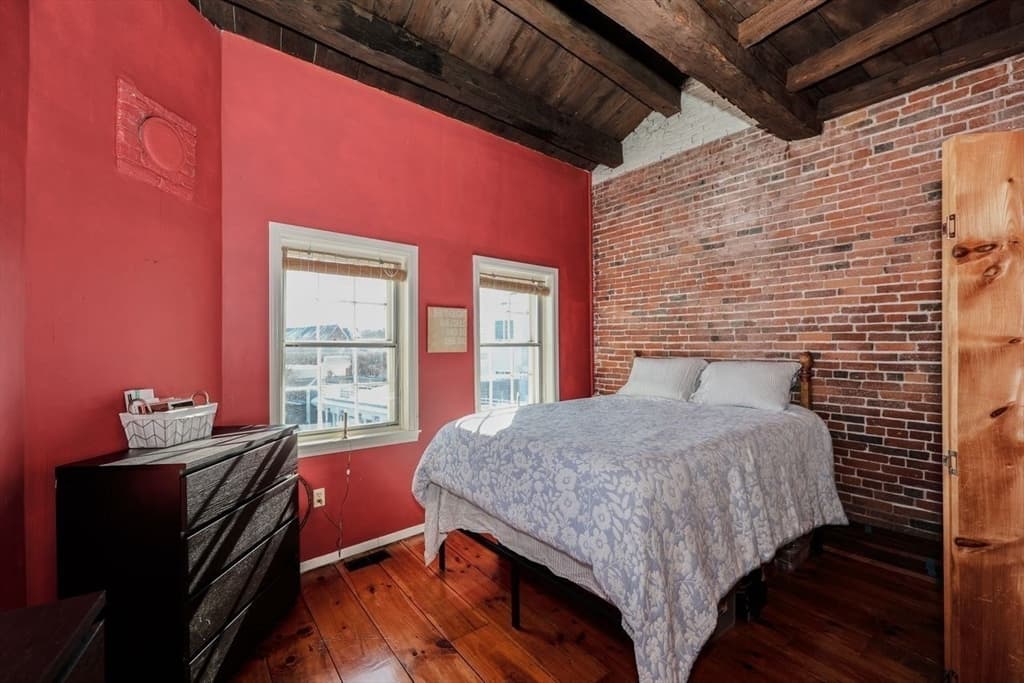 Condominium at 2 Elbow Ln # A, Newburyport MA 01950, Newburyport, photo 11 of 32