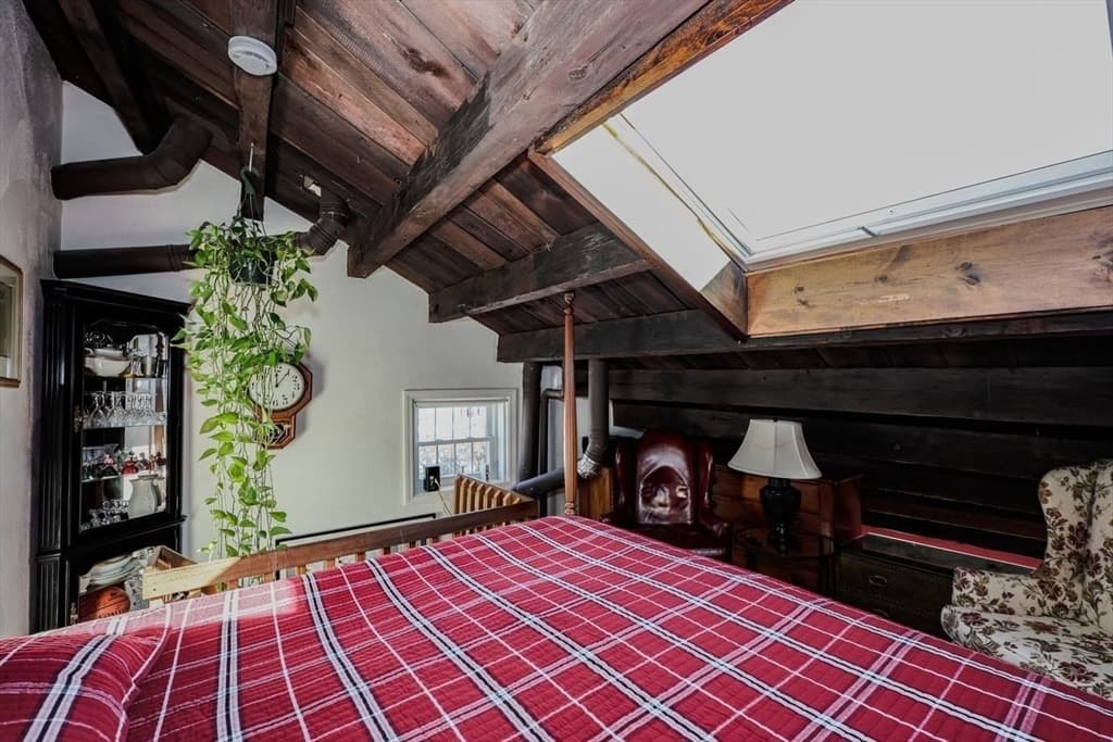 Condominium at 2 Elbow Ln # A, Newburyport MA 01950, Newburyport, photo 19 of 32