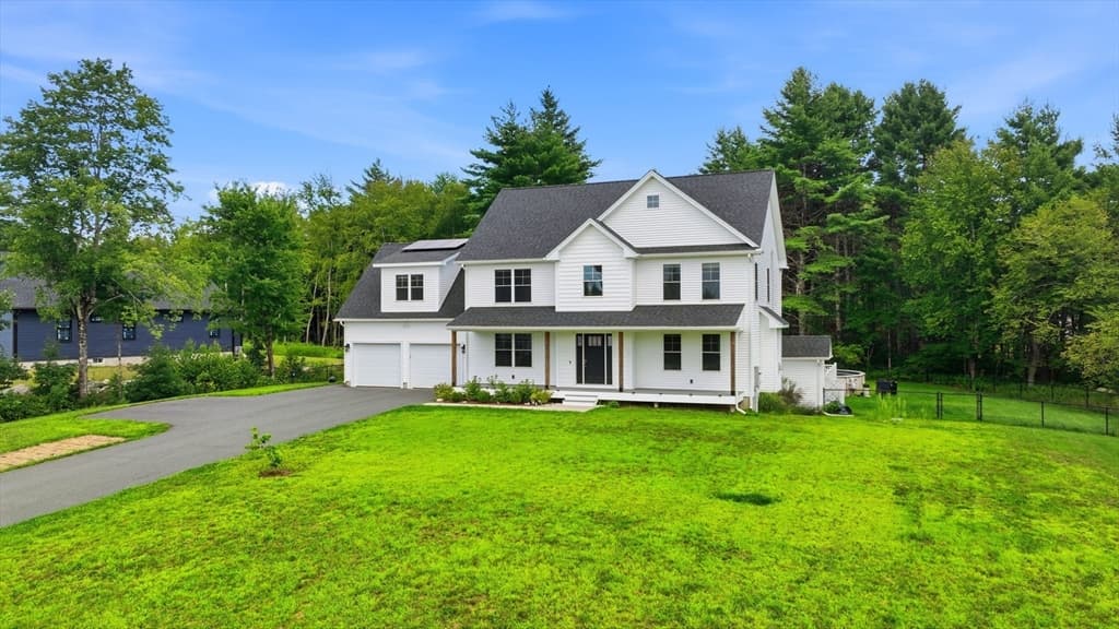 18 Woodland Ln, Belchertown MA 01007 photo 2