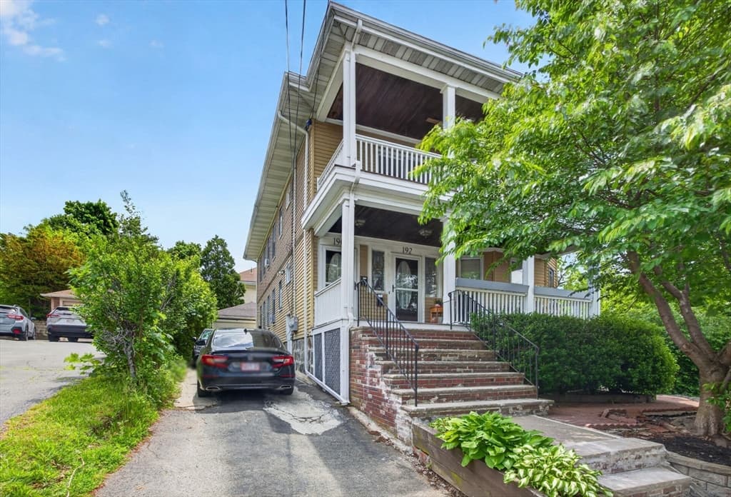 190-192 Kendrick Ave, Quincy MA 02169