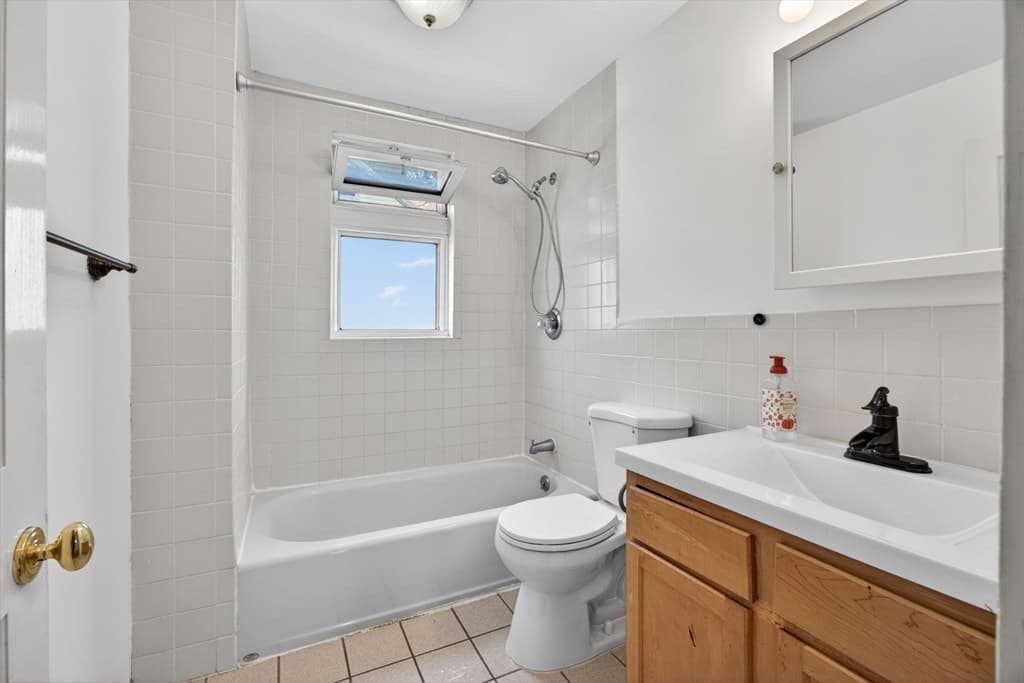 190-192 Kendrick Ave, Quincy MA 02169 photo 14