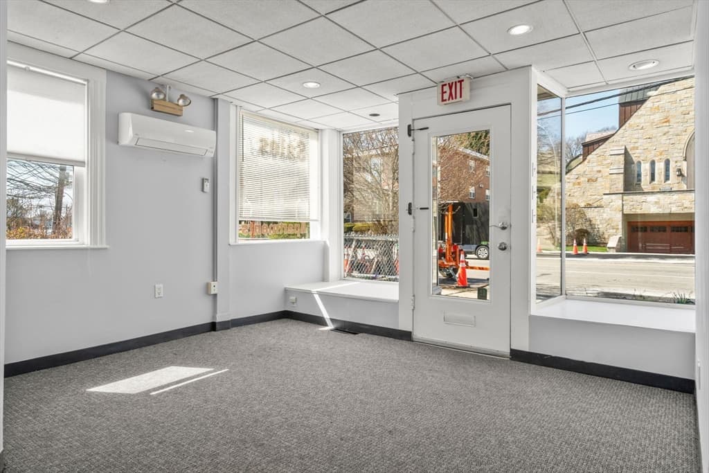 443 Mount Auburn St, Watertown MA 02472 photo 3