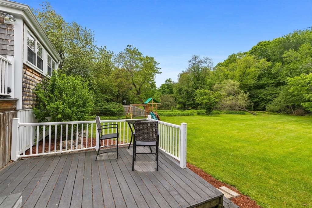 221 Central St, Hingham MA 02043 photo 17