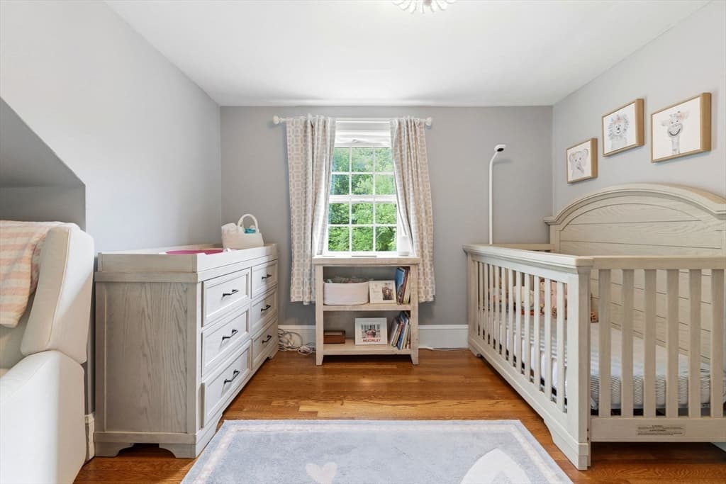 221 Central St, Hingham MA 02043 photo 10